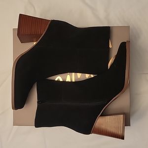 Crown Vintage Taren Black Suede Boot Size 9